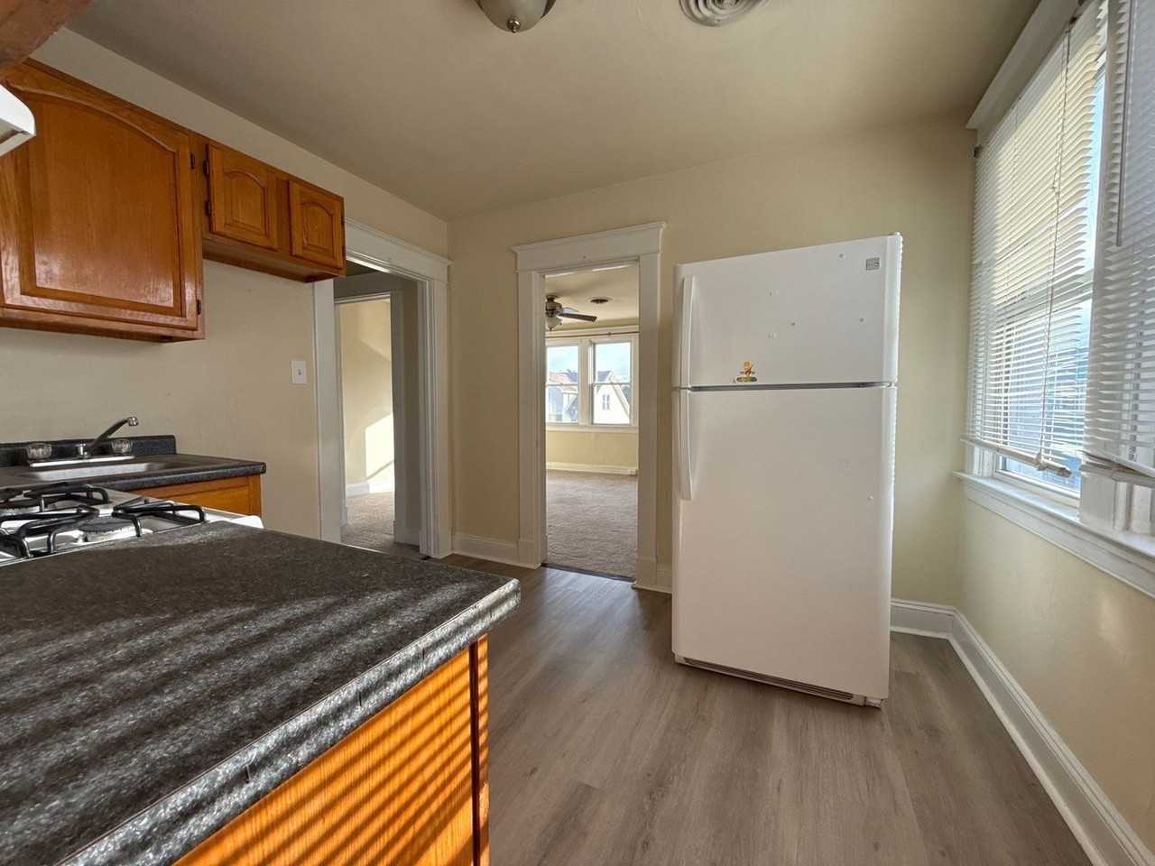 6512 Cleveland Ave - Photo 5 of 9