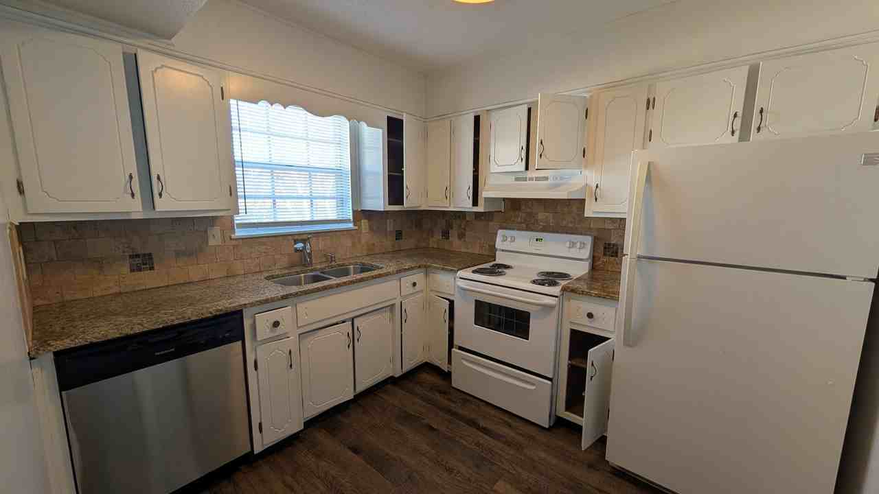 2286 Chapel Rd - Photo 2 of 11