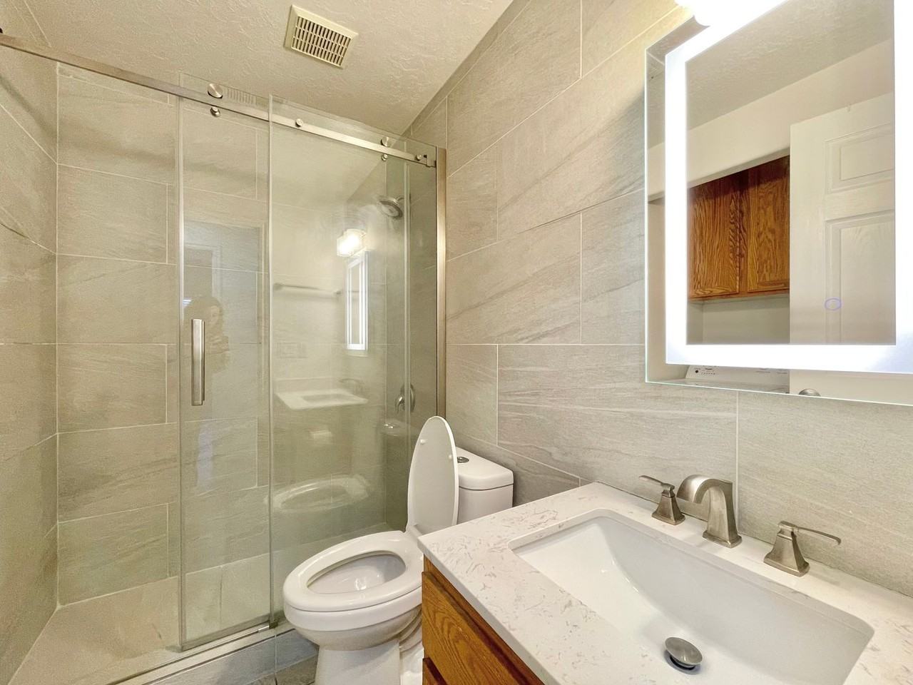 1433 S 430 W - Photo 6 of 12