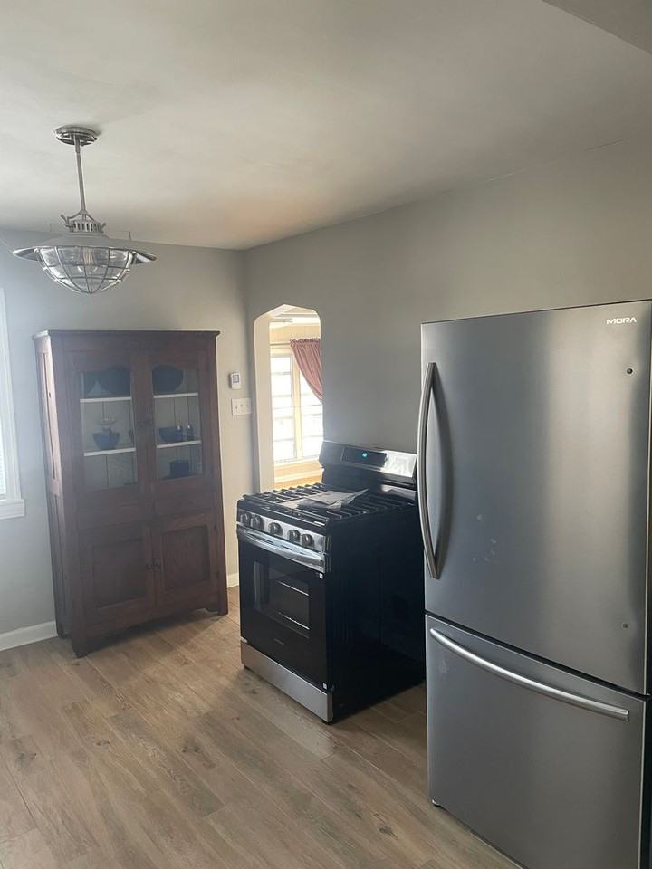 7139 Forest Ave - Photo 5 of 26