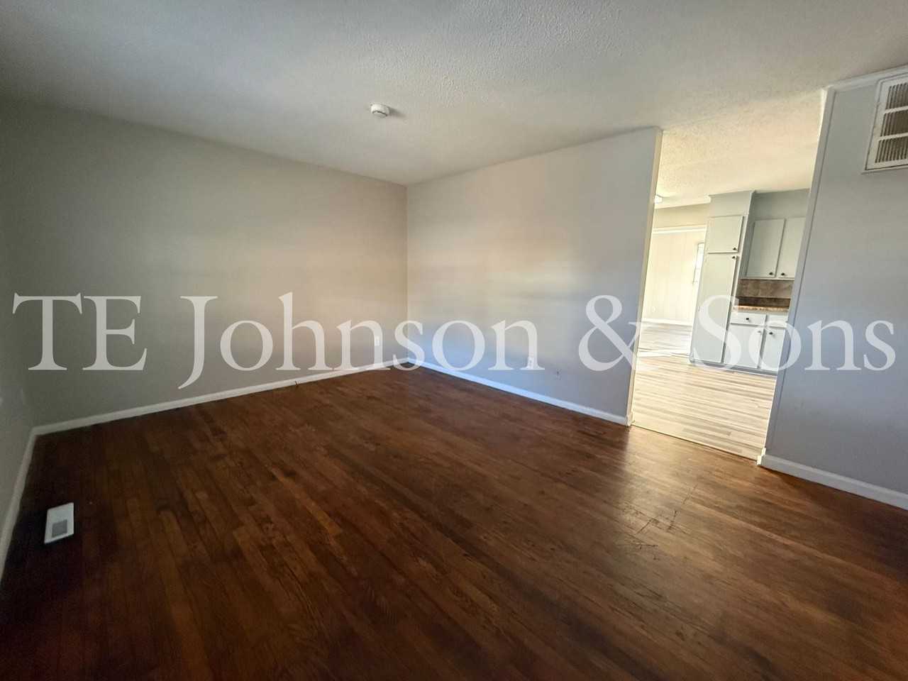 148 Cherryview Ln - Photo 2 of 34