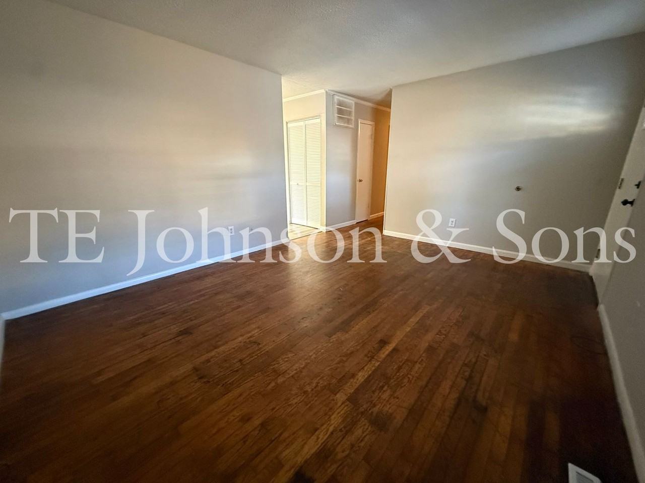 148 Cherryview Ln - Photo 3 of 34