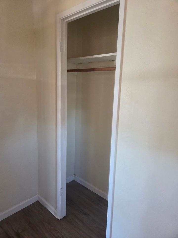 1628 Walnut Ave - Photo 4 of 15