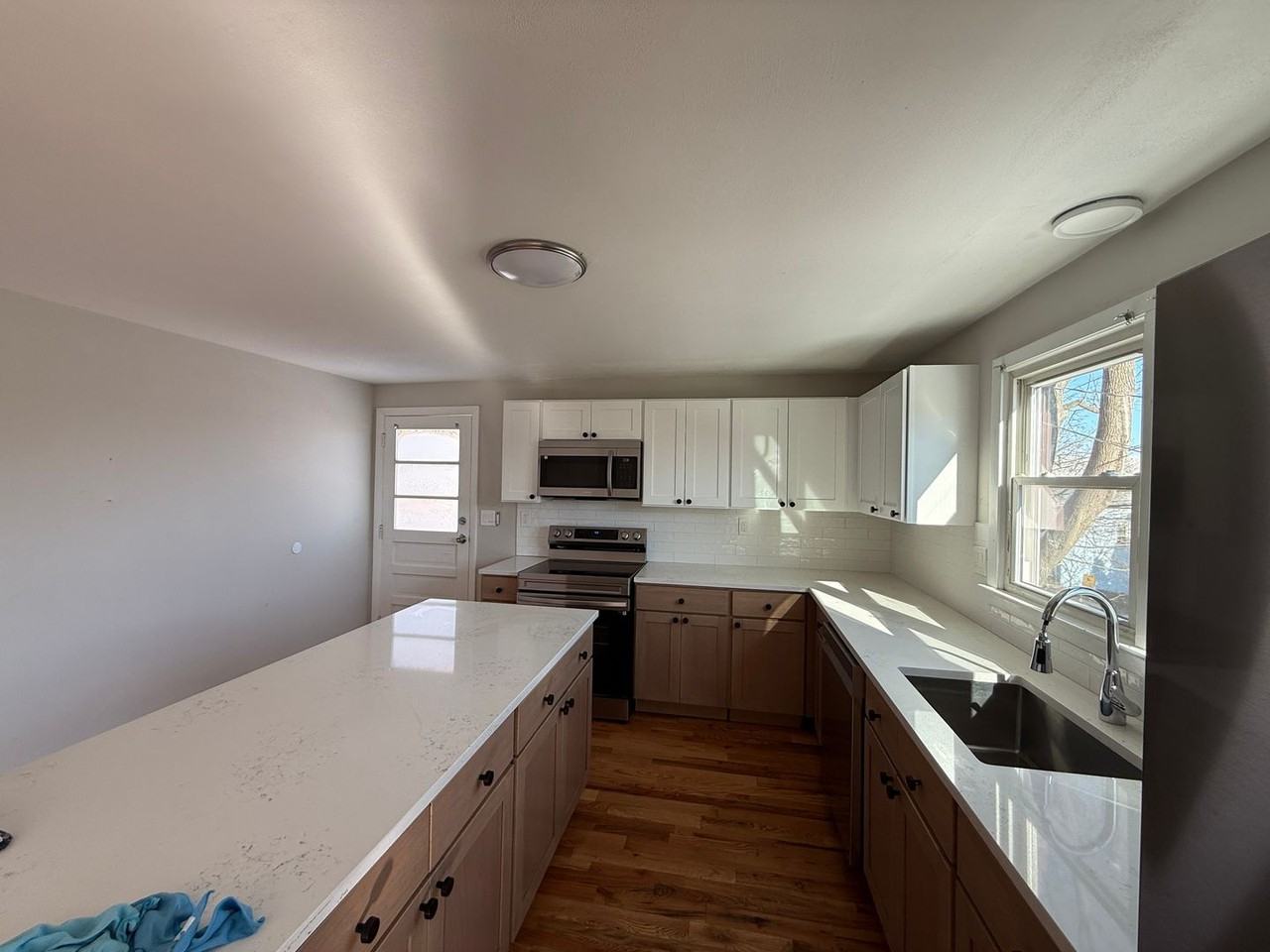 132 Hillside Ave - Photo 2 of 9