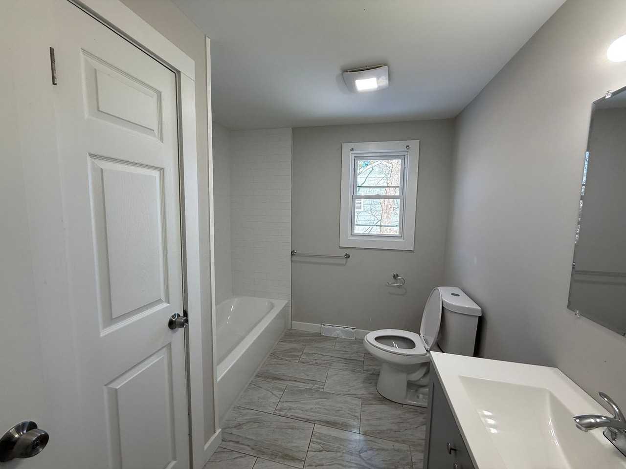 132 Hillside Ave - Photo 7 of 9