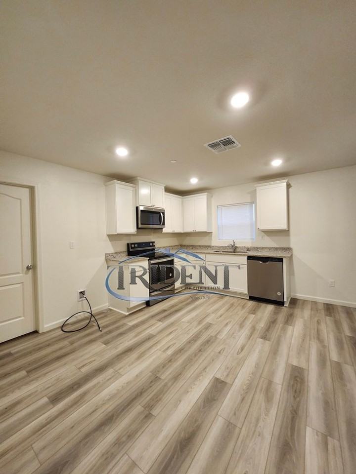 2205 Rick Dr - Photo 4 of 23