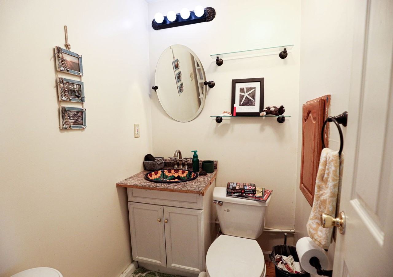 670 Jones Ave - Photo 3 of 18