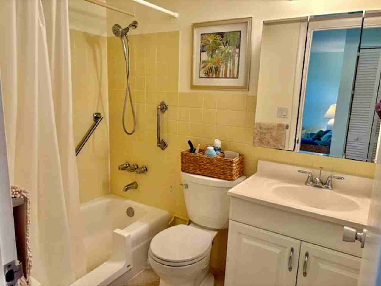 190 N Collier Blvd #T2 - Photo 6 of 8