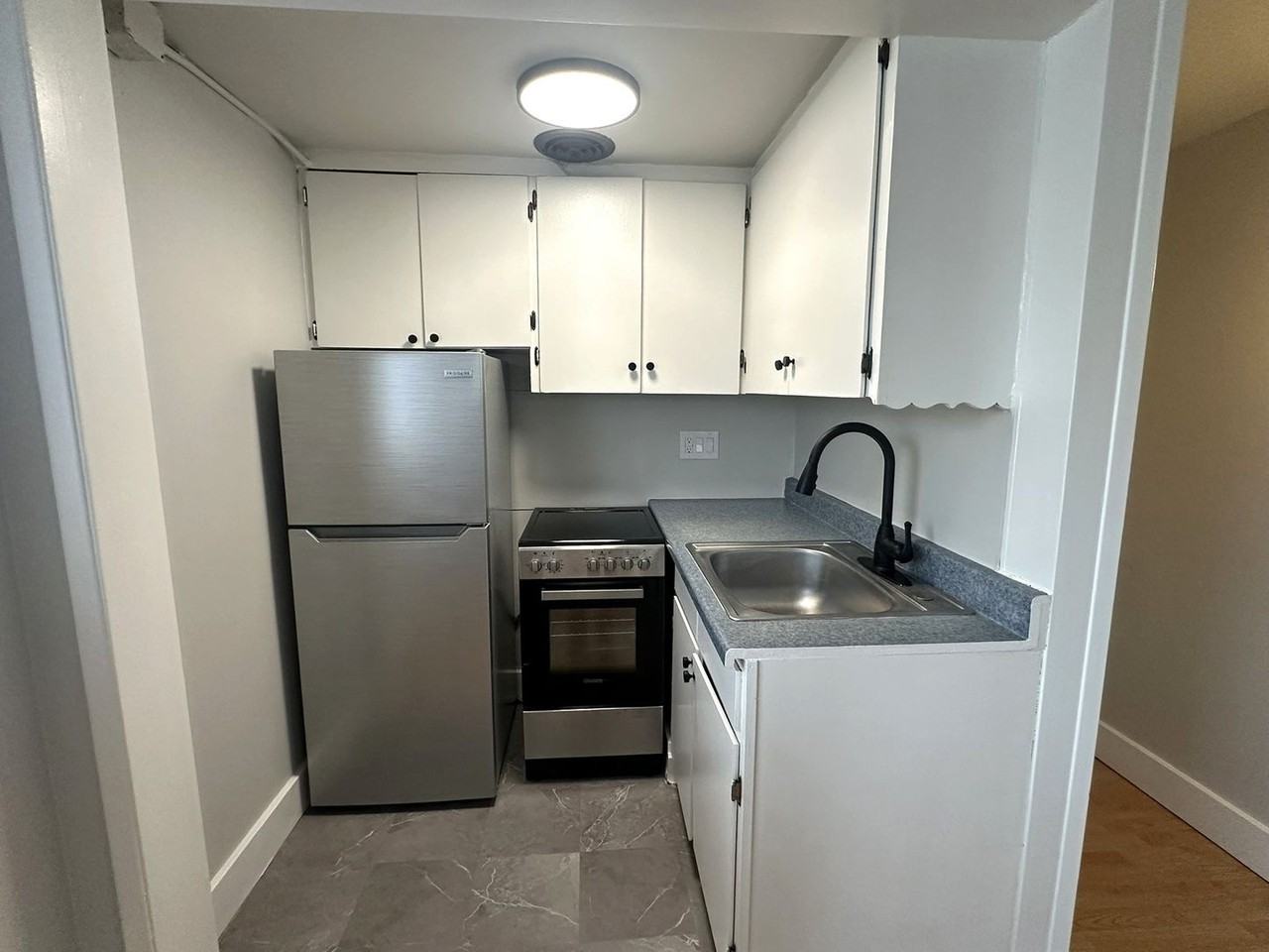 1211 Pacific Ave - Photo 3 of 18