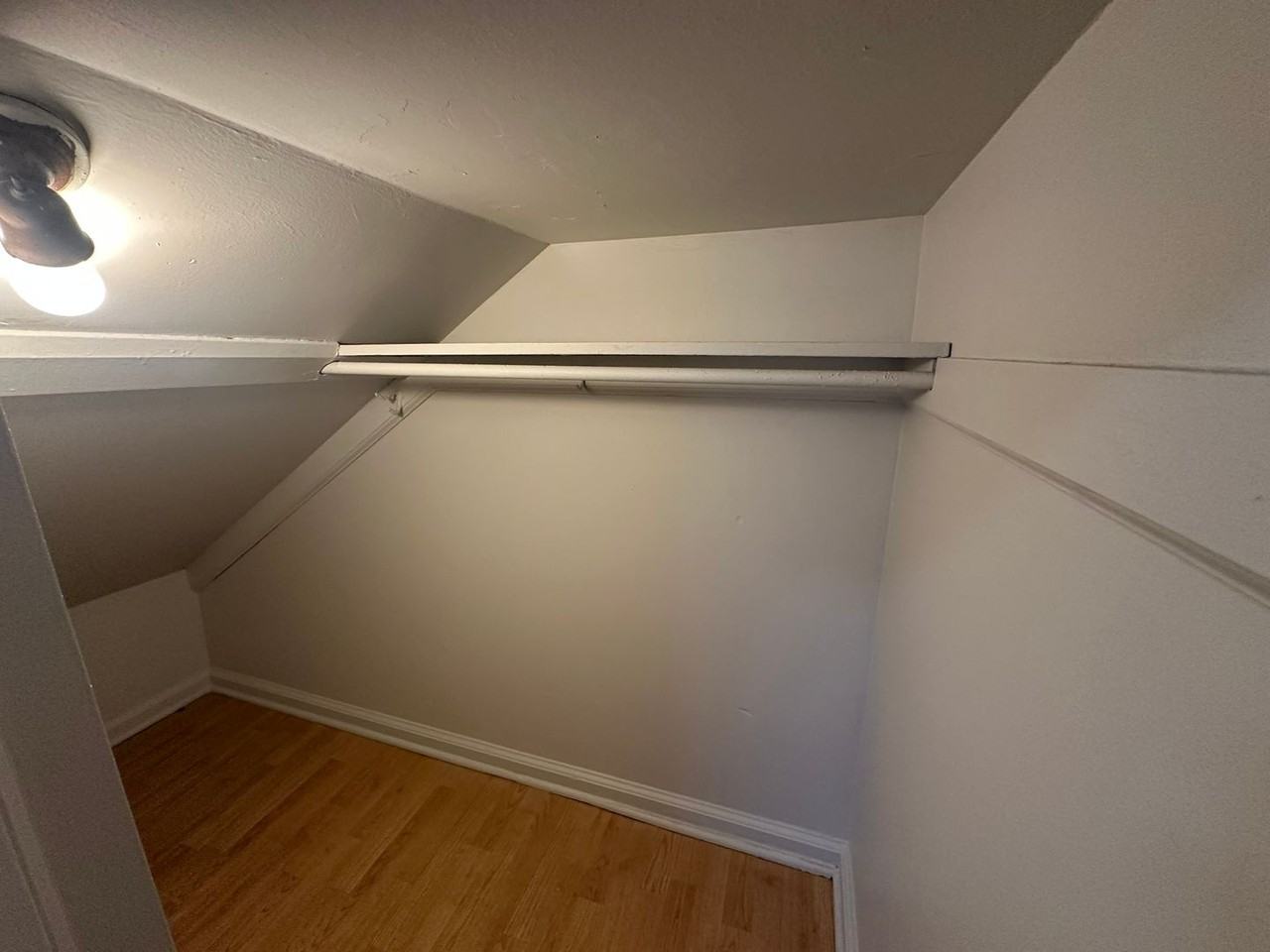 1211 Pacific Ave - Photo 6 of 18