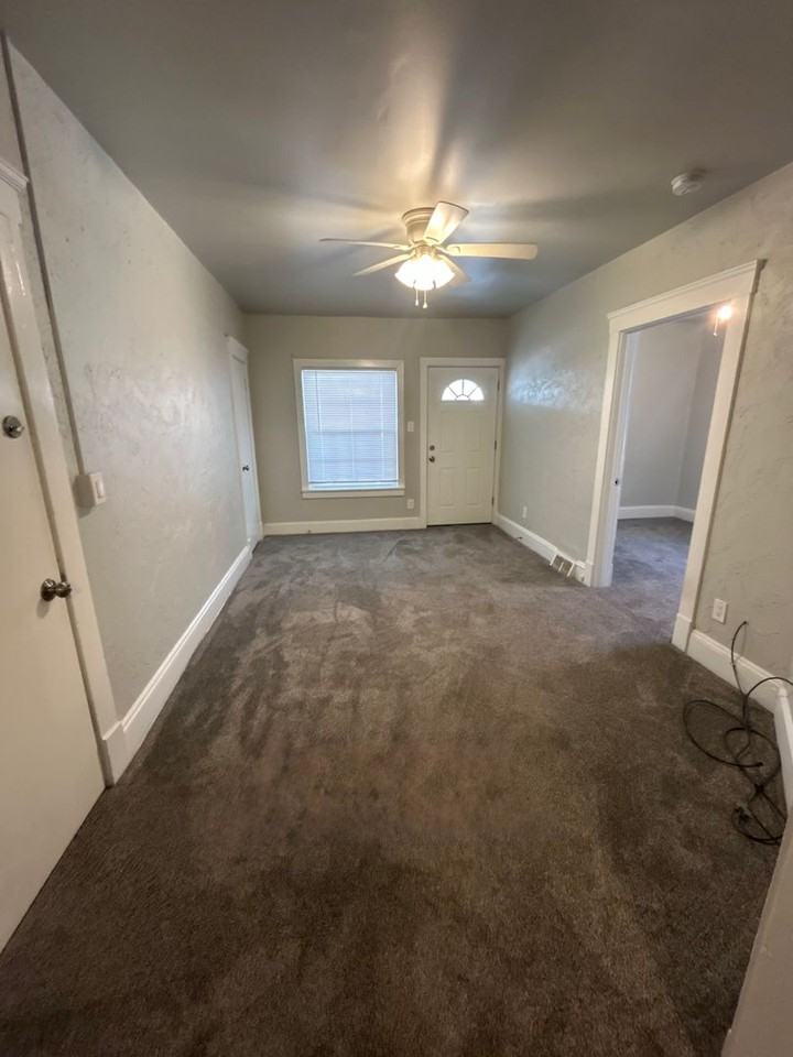 647 Eddy Rd - Photo 4 of 6