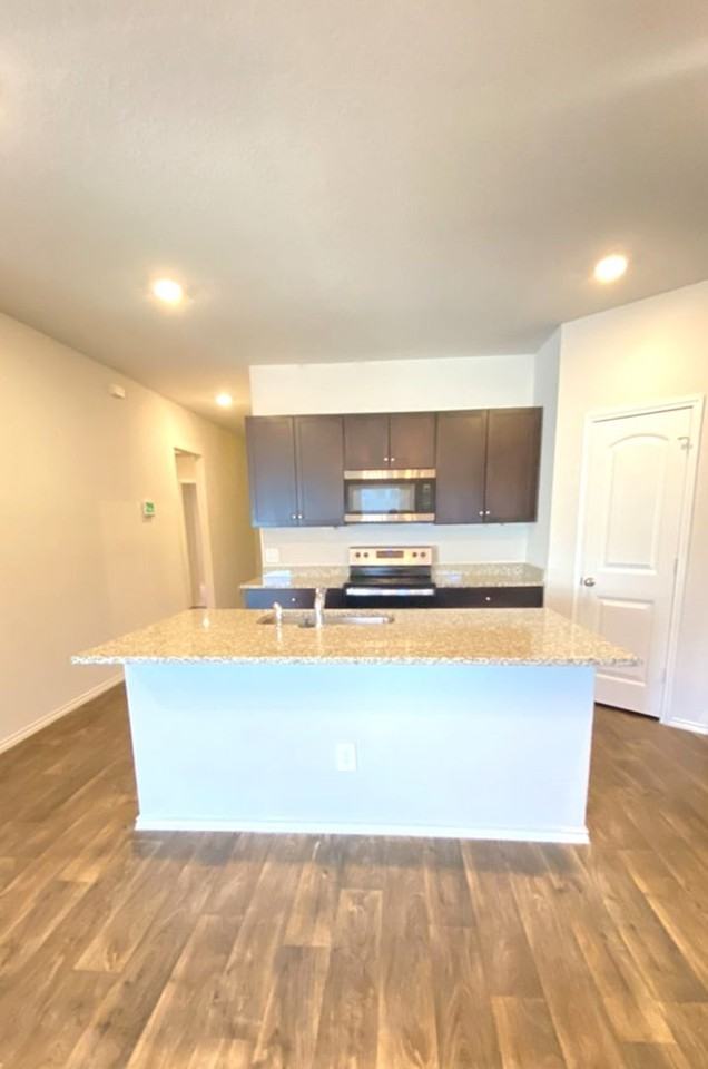 844 Nodding Nixie - Photo 3 of 14