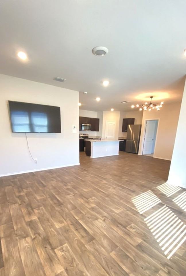 844 Nodding Nixie - Photo 5 of 14