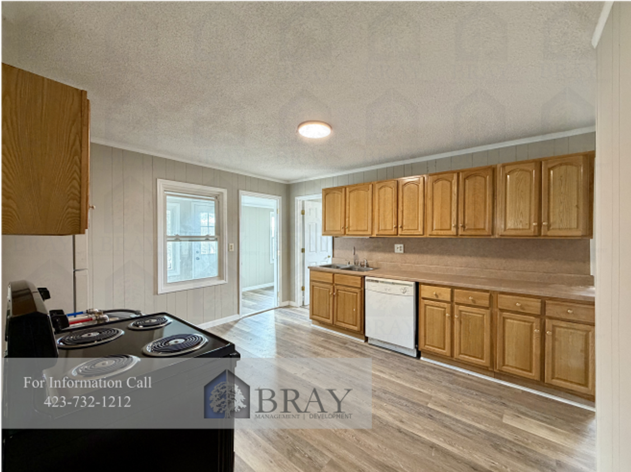 1237 Holyoke St - Photo 6 of 15