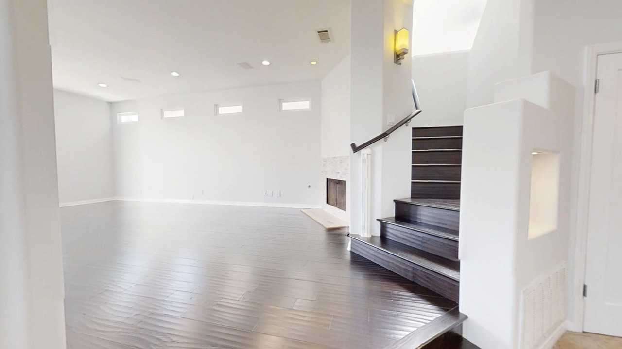 509 N Dianthus St - Photo 4 of 27