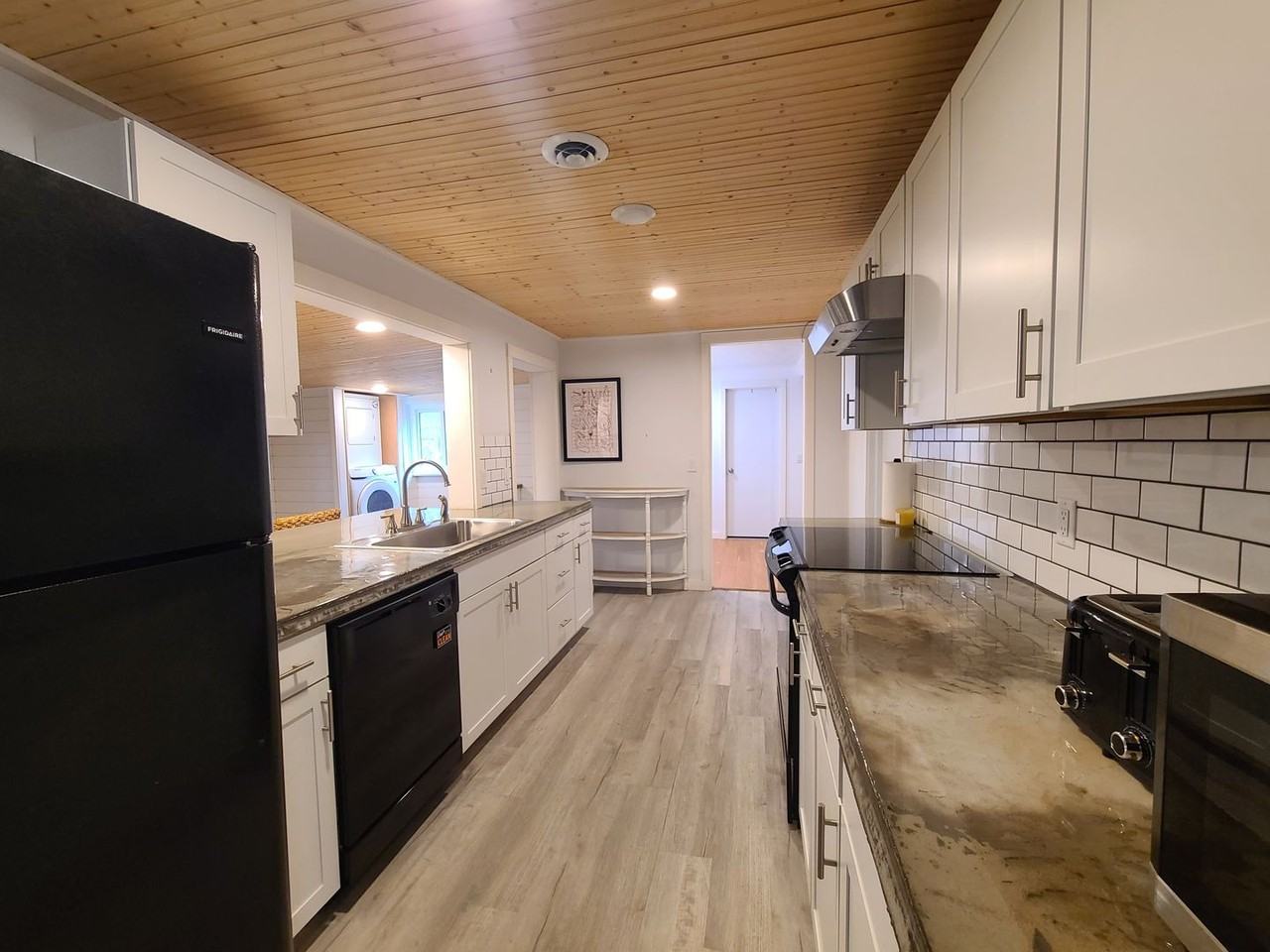 5603 Interlochen Rd - Photo 7 of 25