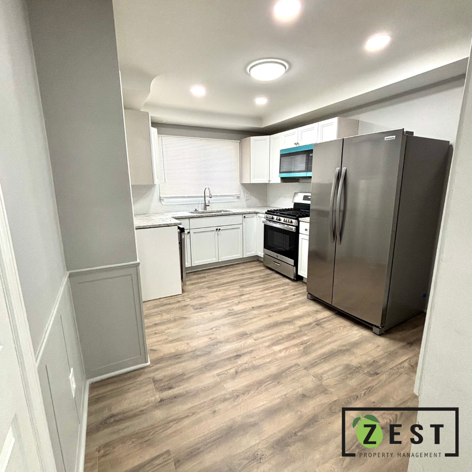 29287 Commonwealth St - Photo 5 of 24