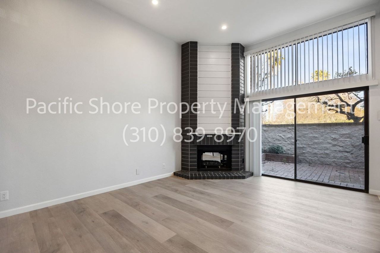 4631 Alla Rd #8 - Photo 7 of 31