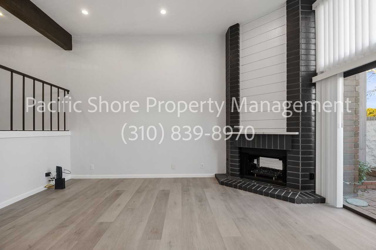 4631 Alla Rd #8 - Photo 6 of 31