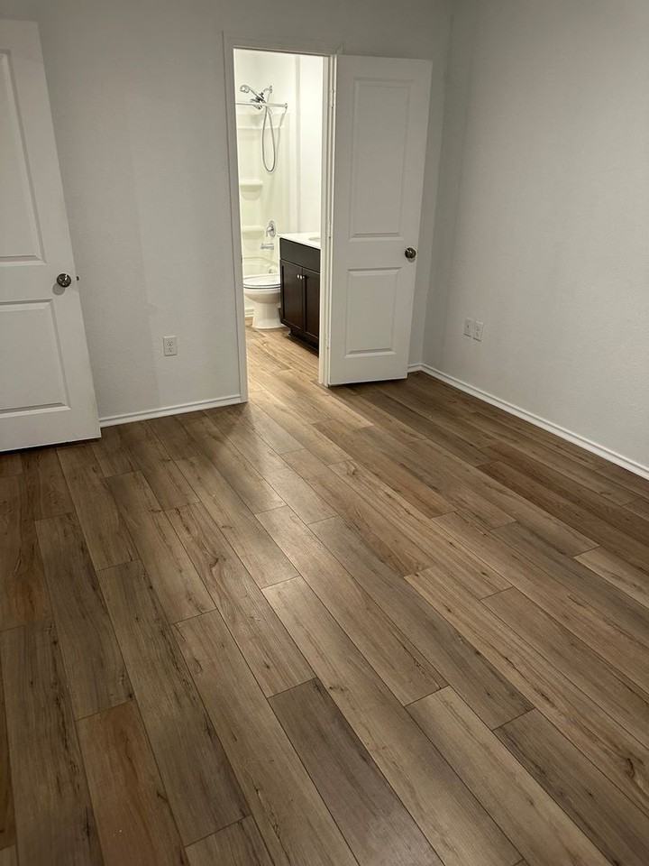 13517 Knights Branch Dr - Photo 6 of 12