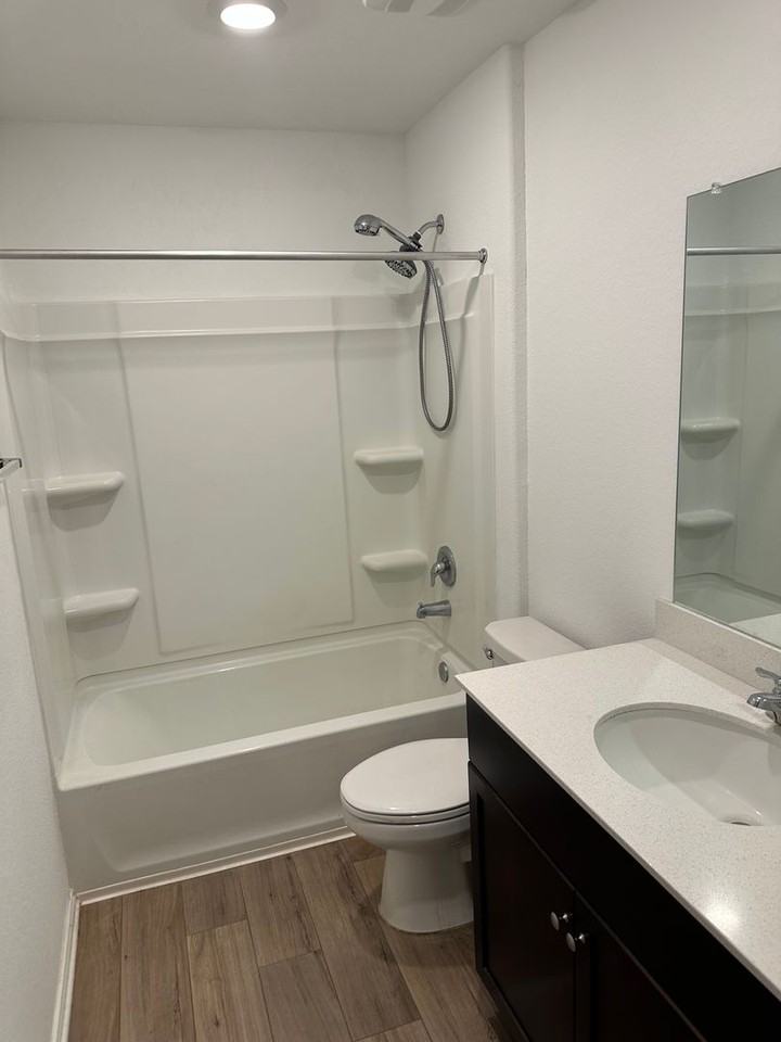 13517 Knights Branch Dr - Photo 7 of 12