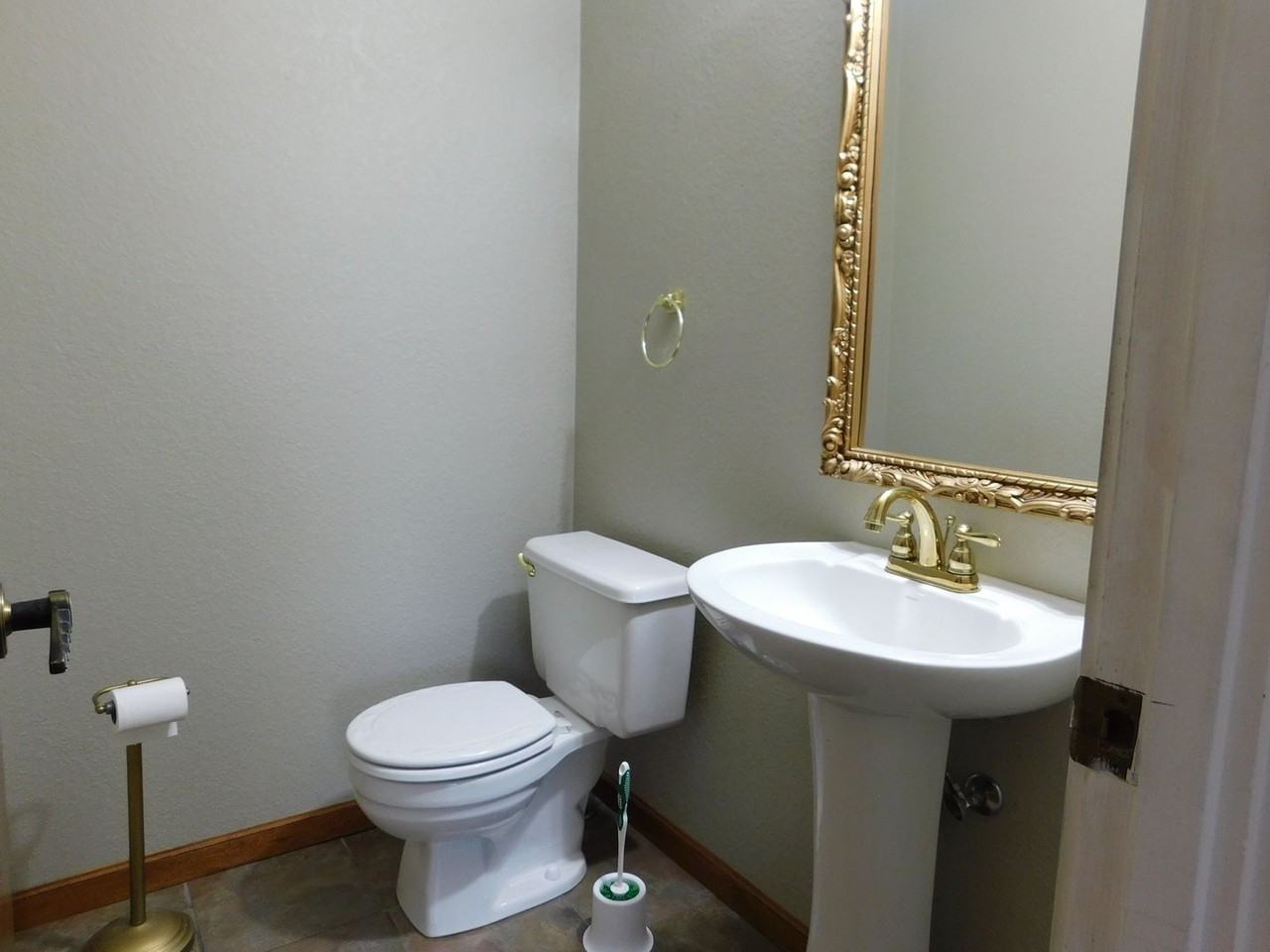 2338 1/2 Rattlesnake Ct - Photo 7 of 21