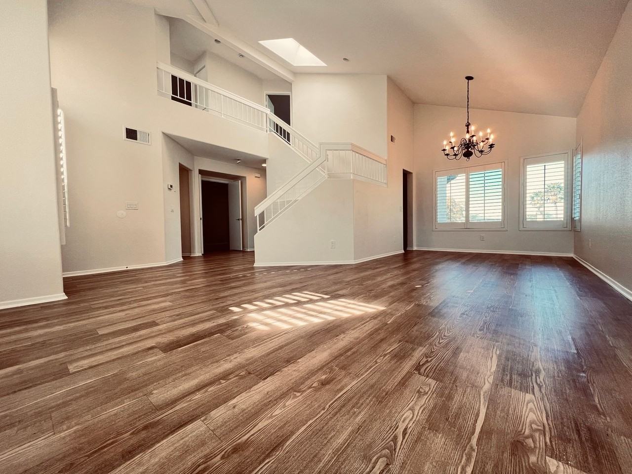 4996 Wildwood Dr - Photo 7 of 28