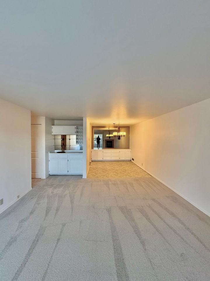 150 Ne 95th St #202 - Photo 5 of 33