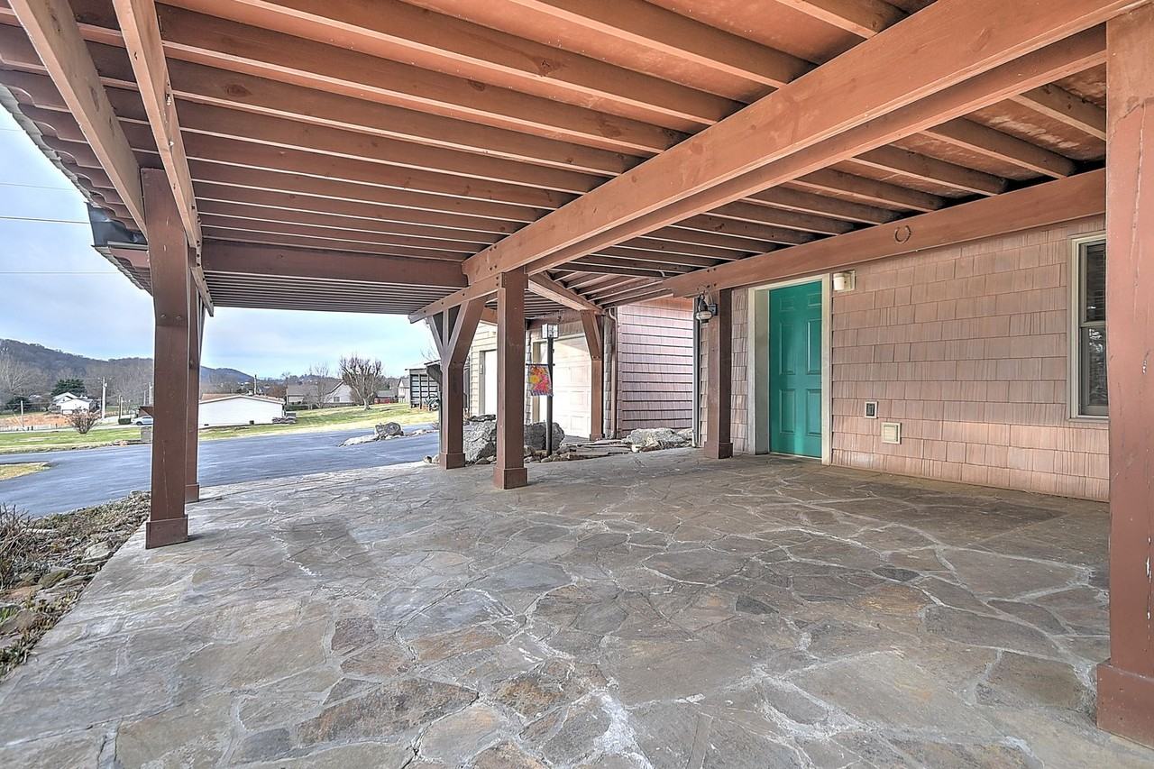 563 Hales Chapel Rd - Photo 6 of 46