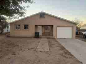 315 N Maple St - Photo 1 of 1