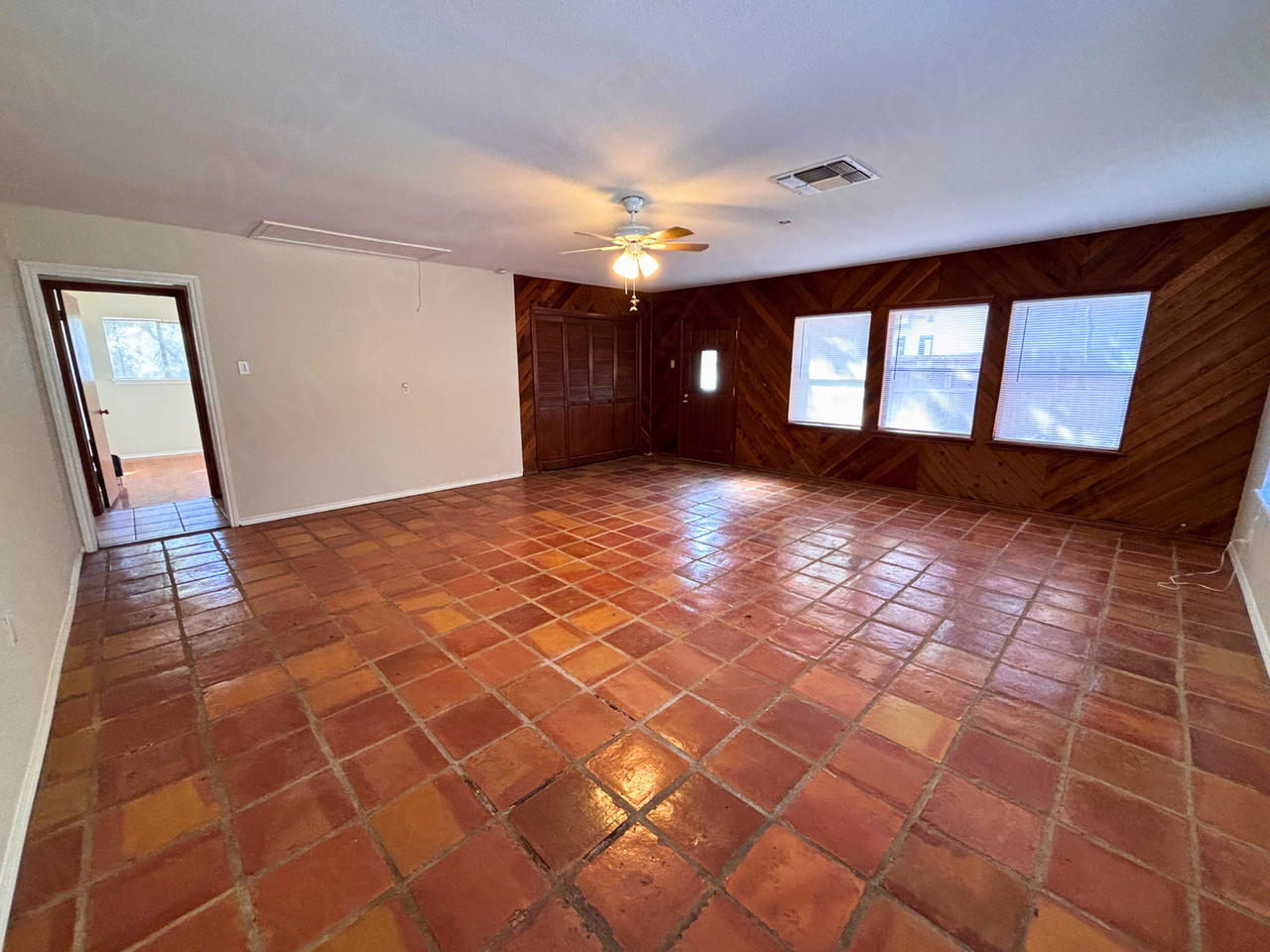 514 Fossel Pass St - Photo 5 of 25