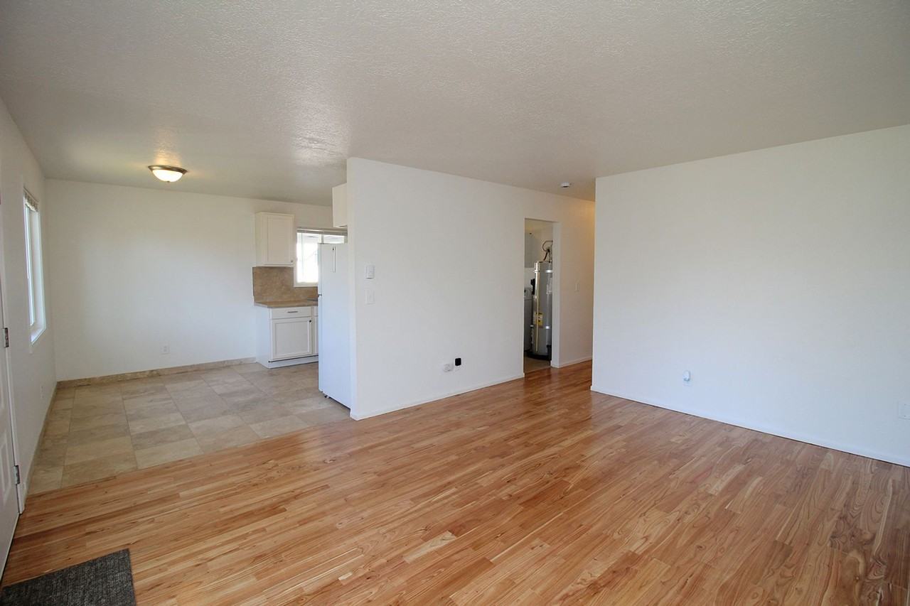 4736 Se 99th Ave - Photo 7 of 26