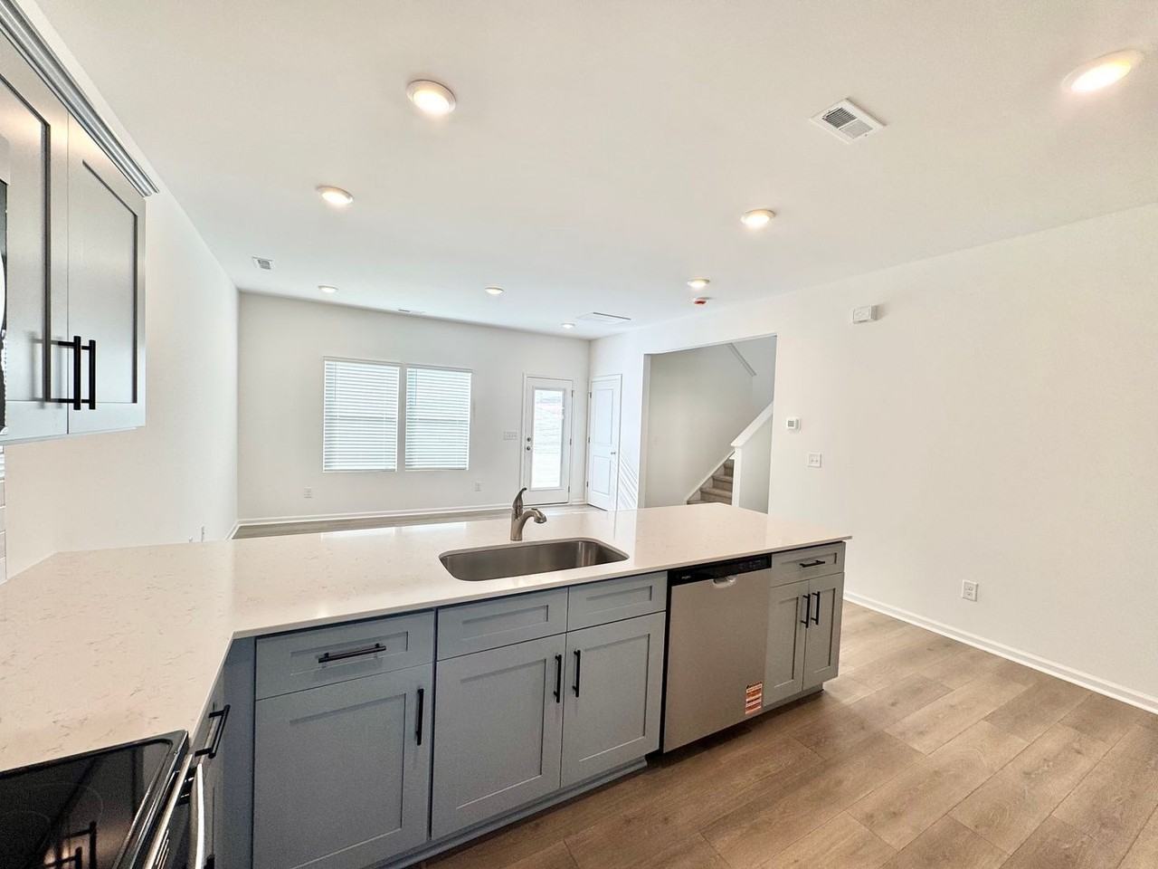 176 Cougar Ln - Photo 6 of 19