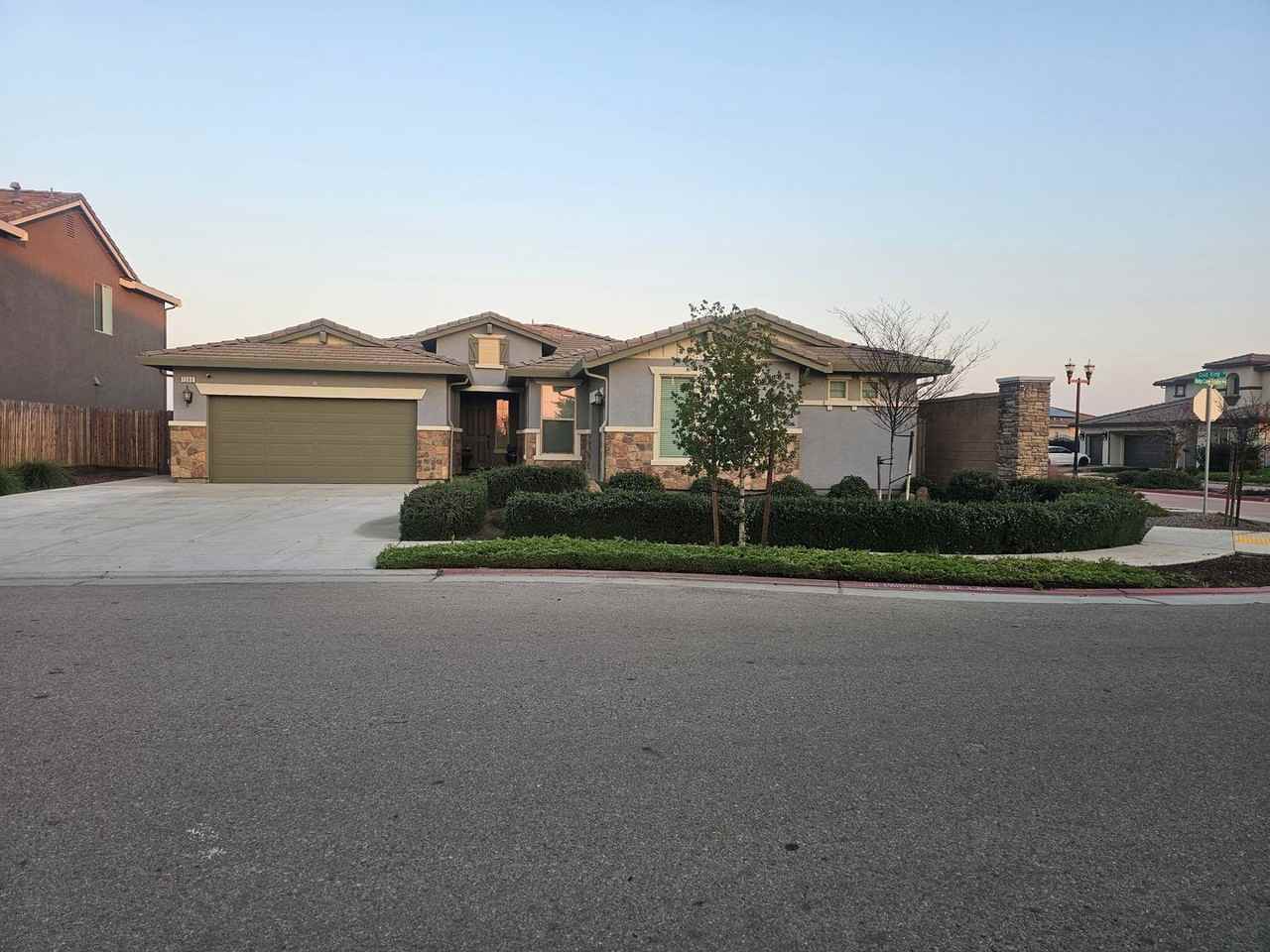 1306 Ridge Creek Estates Way - Photo 2 of 50