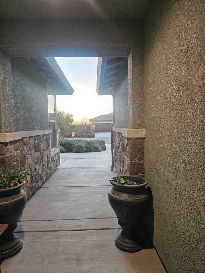 1306 Ridge Creek Estates Way - Photo 4 of 50