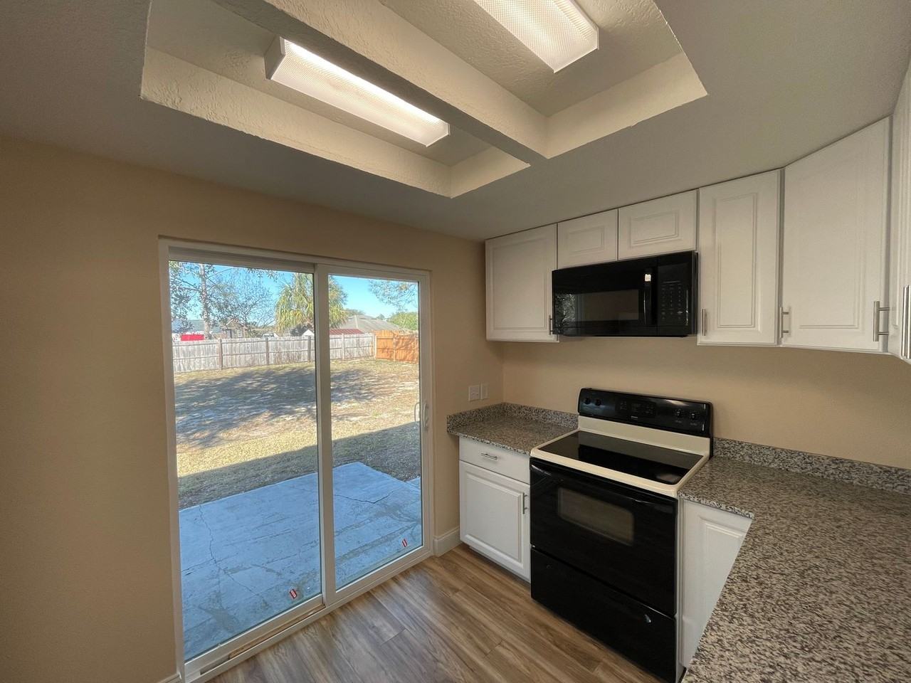 335 Prevo Dr - Photo 5 of 22