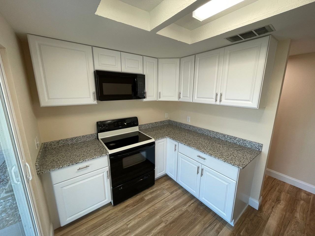 335 Prevo Dr - Photo 6 of 22