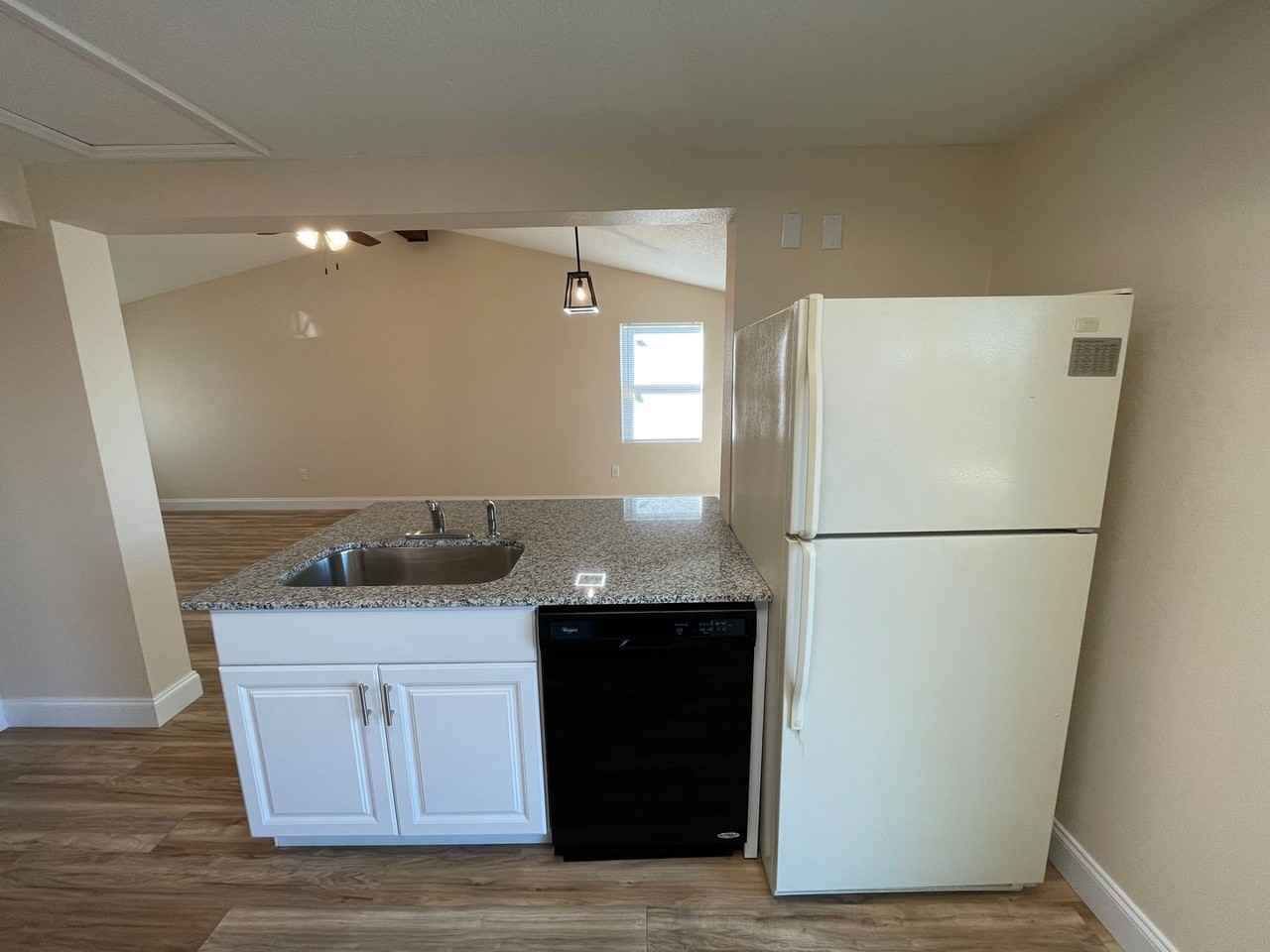 335 Prevo Dr - Photo 7 of 22