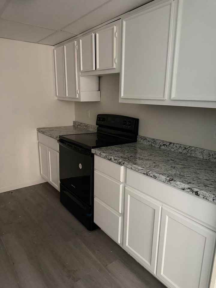 2021 Austin Ave - Photo 4 of 7