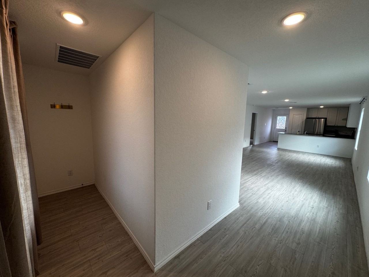 9820 Carome Mill Dr - Photo 4 of 24