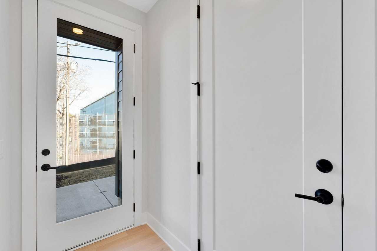 113 Verbena St - Photo 5 of 40