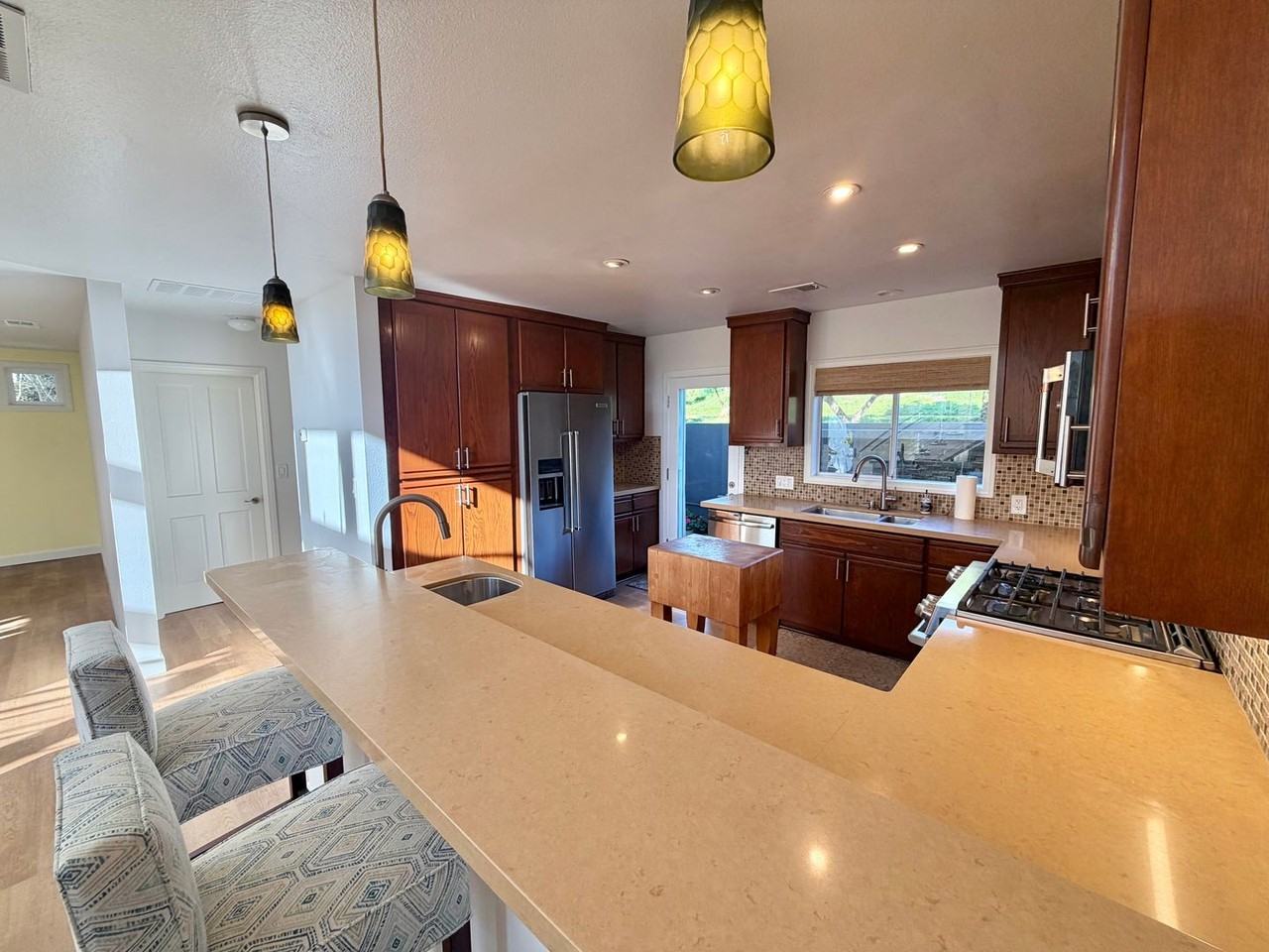 2832 Ingleside Dr - Photo 7 of 20