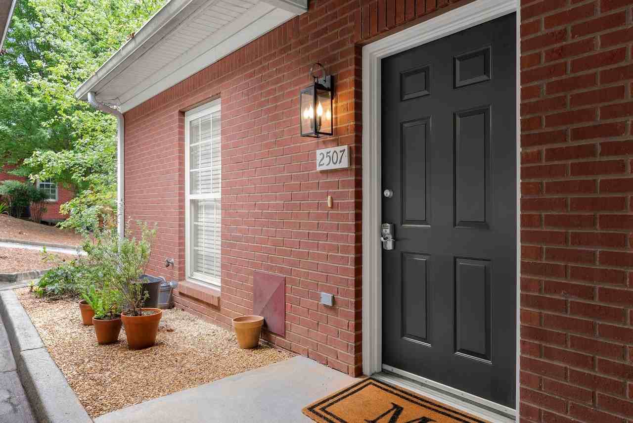 2507 Terrace Vw Nw - Photo 4 of 31