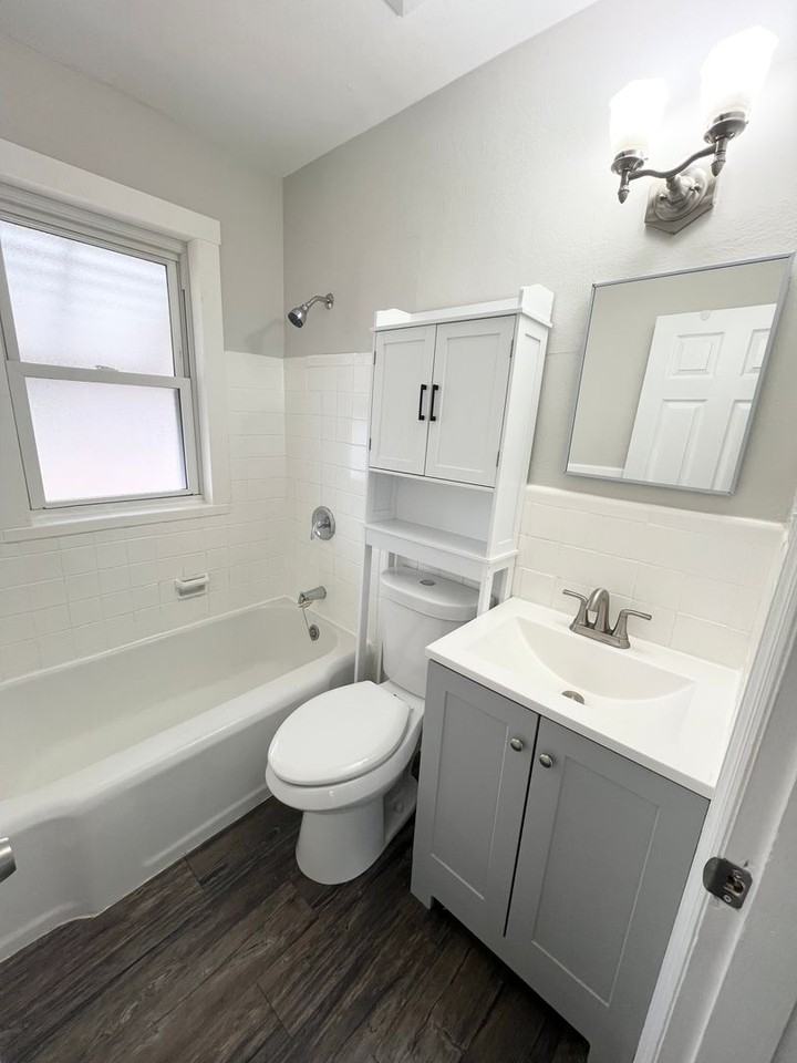 1465 W Duchesne Dr - Photo 7 of 16