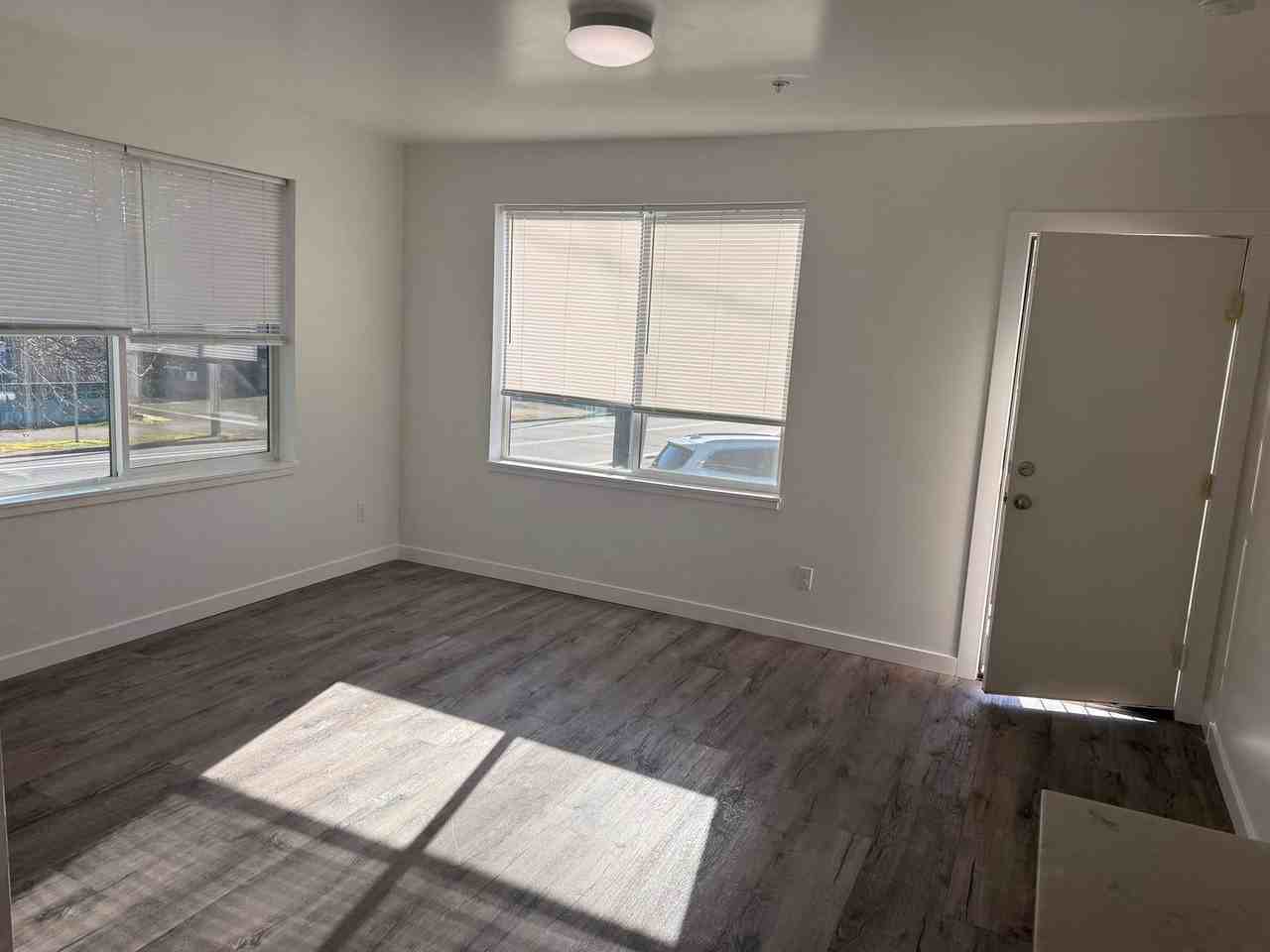 TFSC-B1714 - Photo 4 of 19