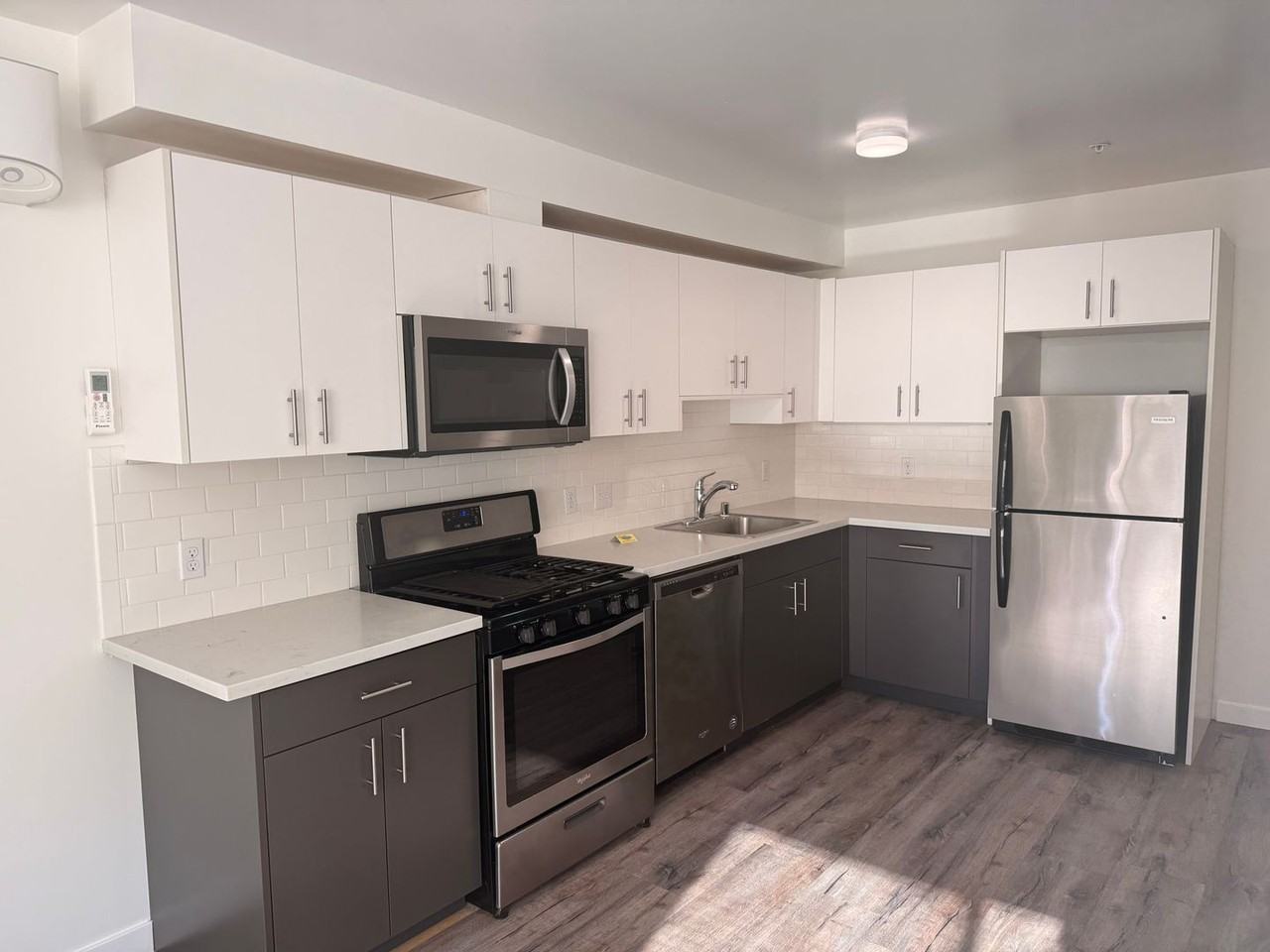 TFSC-B1714 - Photo 5 of 19