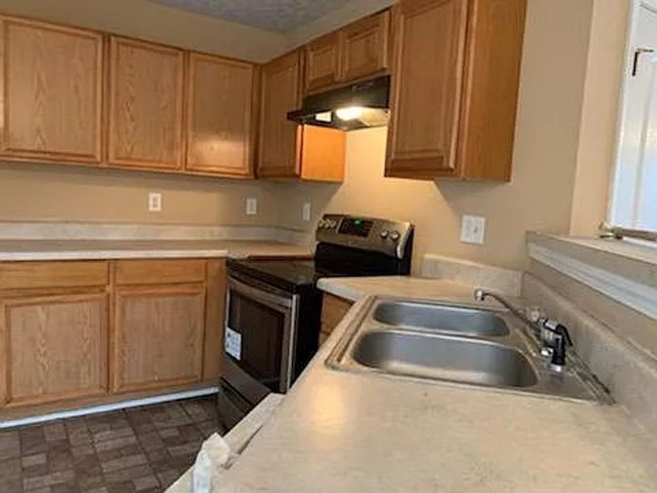 1956 Shawn Wayne Cir Se - Photo 2 of 9