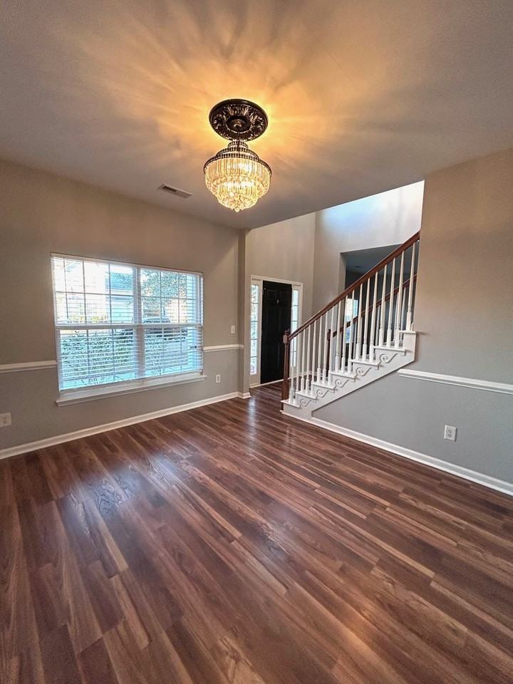 170 Highwoods Plantation Ave - Photo 2 of 28