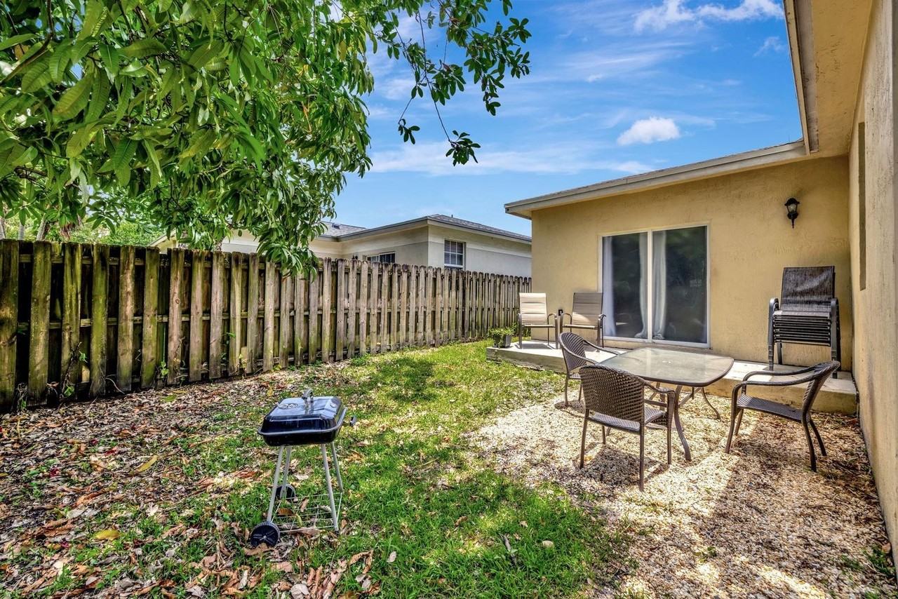 1816 Sw 21st St #0 - Photo 4 of 36