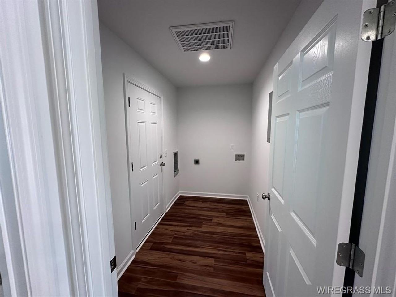 214 Charleston Dr - Photo 6 of 12